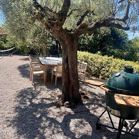 Villa Familiale Avec Vue Imprenable Saint-Raphaël Екстериор снимка