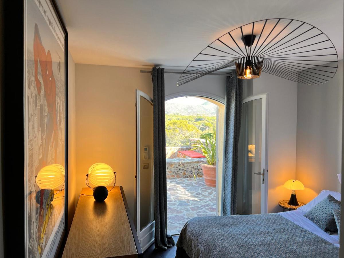 Villa Familiale Avec Vue Imprenable Saint-Raphaël Екстериор снимка