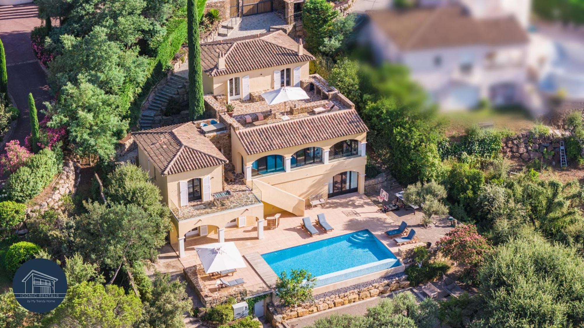 Villa Familiale Avec Vue Imprenable Saint-Raphaël Екстериор снимка