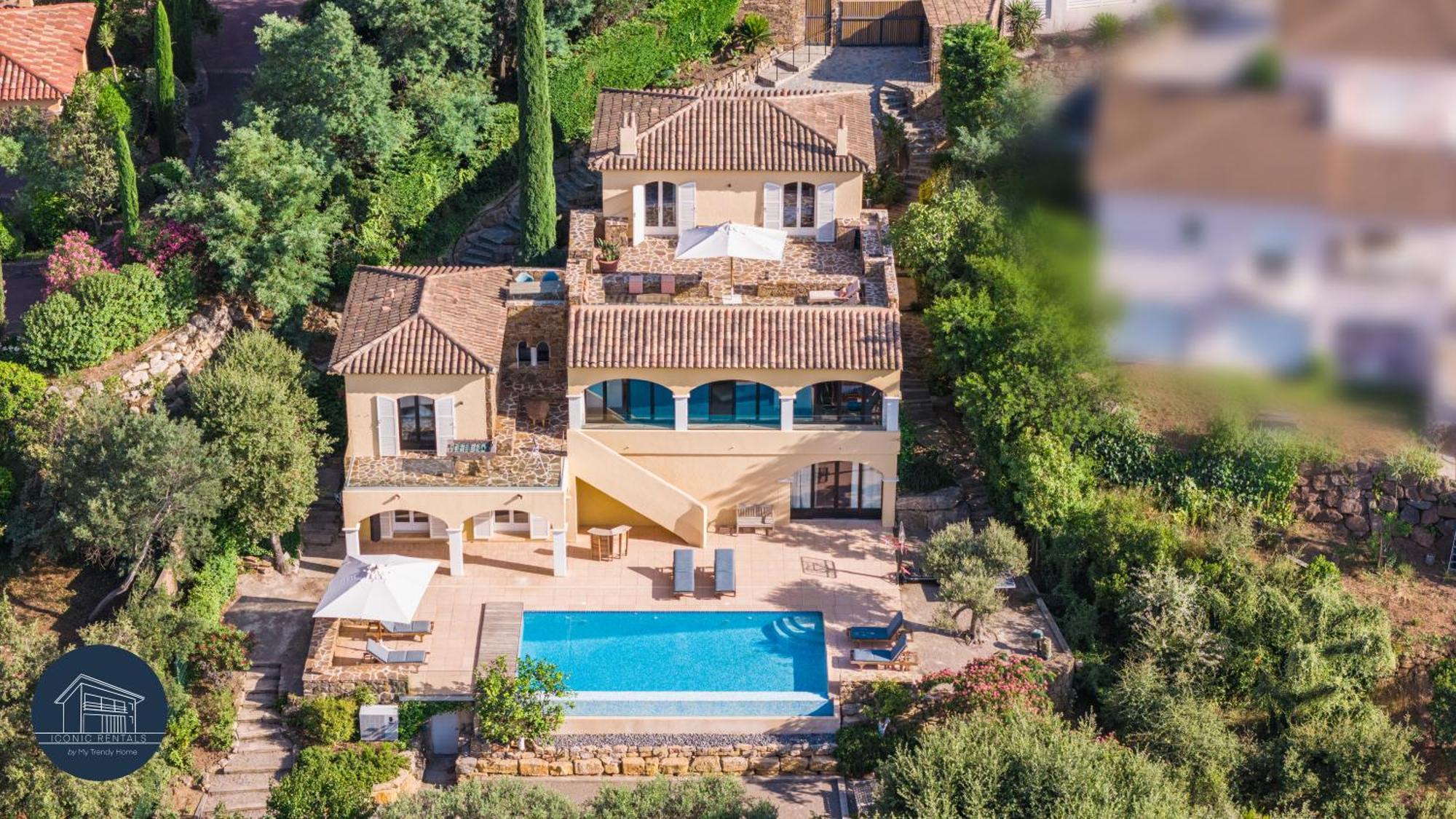 Villa Familiale Avec Vue Imprenable Saint-Raphaël Екстериор снимка