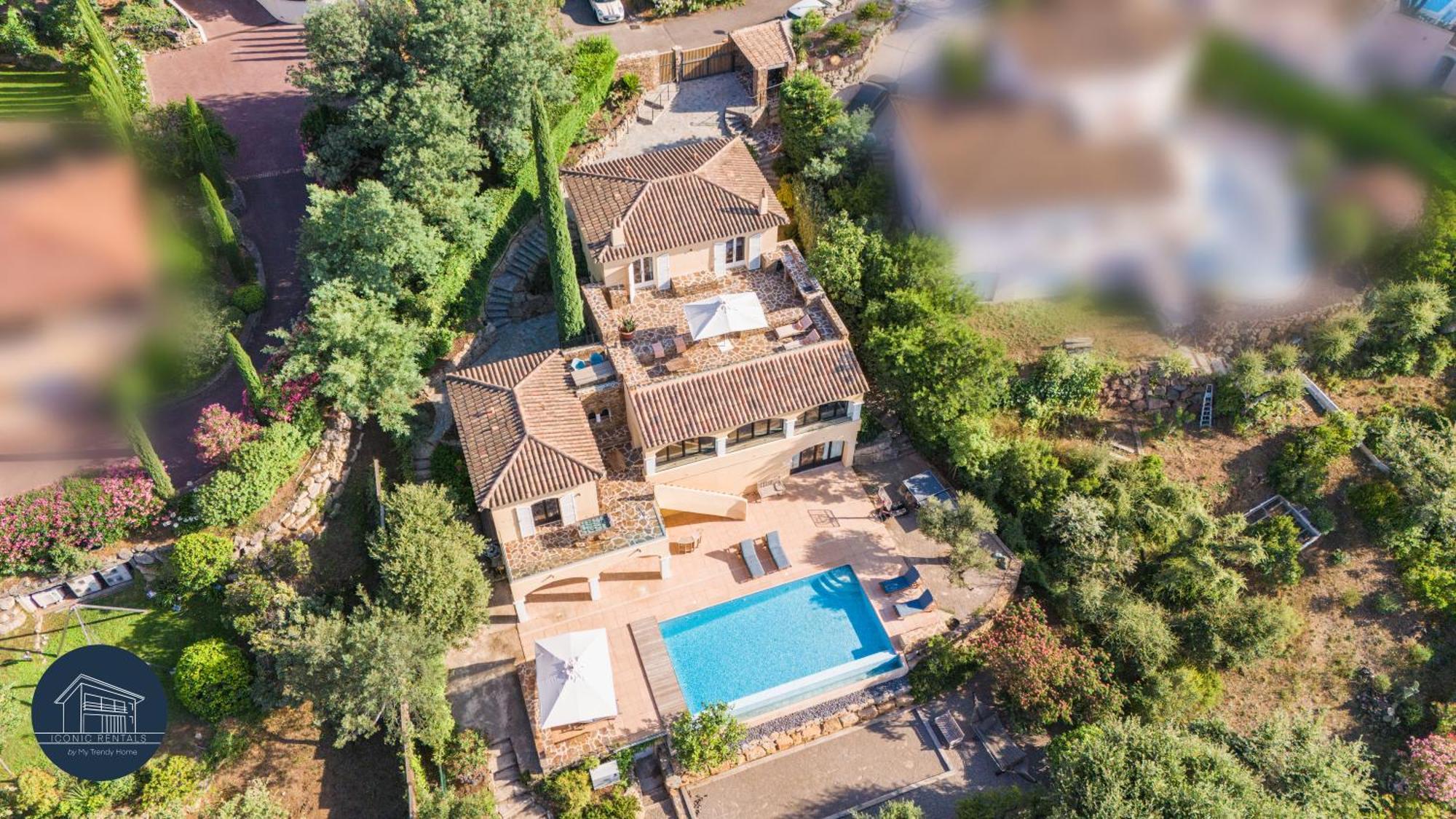 Villa Familiale Avec Vue Imprenable Saint-Raphaël Екстериор снимка