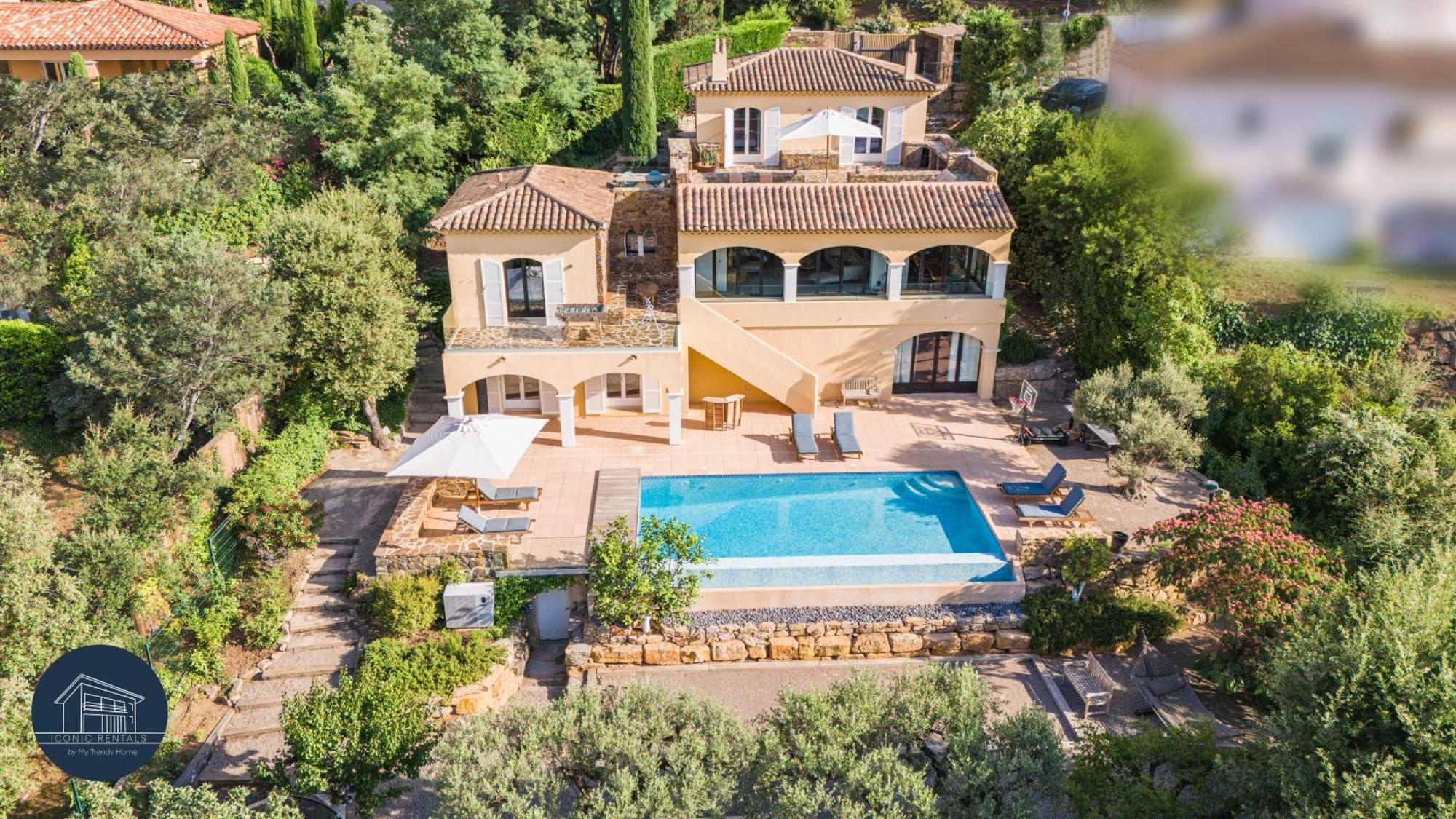 Villa Familiale Avec Vue Imprenable Saint-Raphaël Екстериор снимка