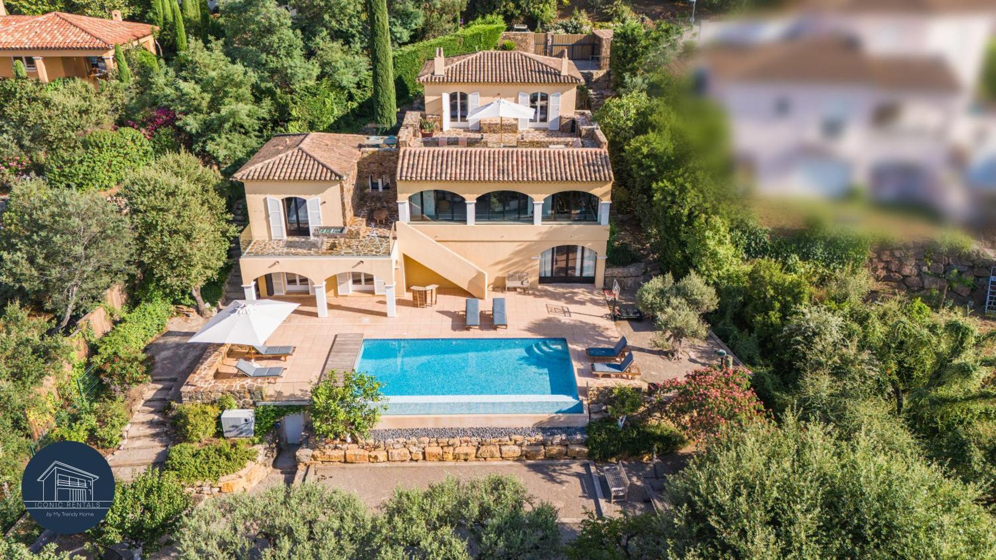 Villa Familiale Avec Vue Imprenable Saint-Raphaël Екстериор снимка